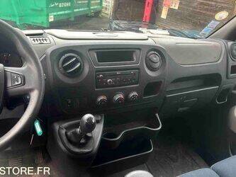 2014-renault-master-1438984-46377930