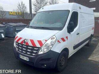 2014-renault-master-1438984-46377931