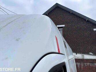 2014-renault-master-1438984-46377932