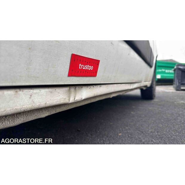 2014 رينو Master-46377938