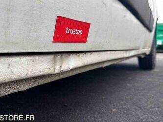 2014-renault-master-1438984-46377938