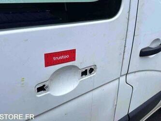 2014-renault-master-1438984-46377939