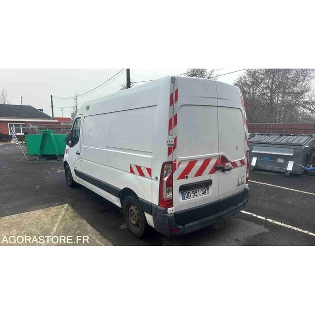 2014 رينو Master-46377942