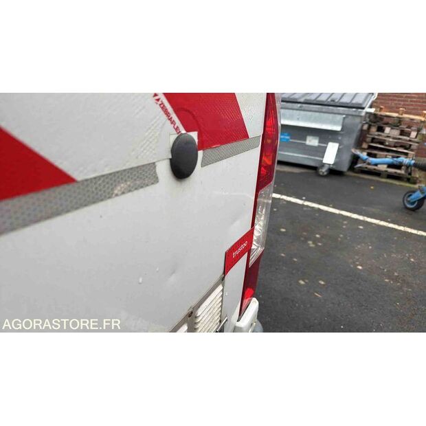 2014 رينو Master-46377943