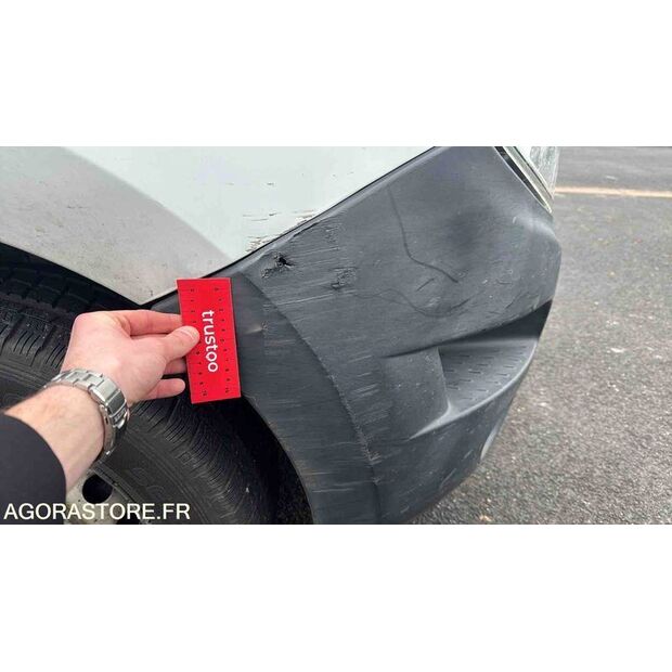 2014 رينو Master-46377944