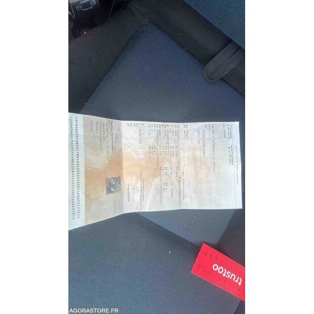 2014 رينو Master-46377945