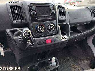 2016-peugeot-boxer-1438987-46377969