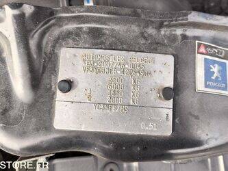 2016-peugeot-boxer-1438987-46377986