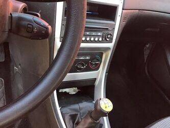 2006-peugeot-307-1438991-46378046