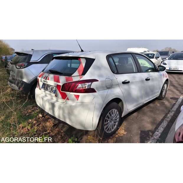 2015 بيجو 308-46378069