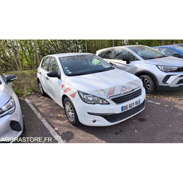 2015 بيجو 308-46378071