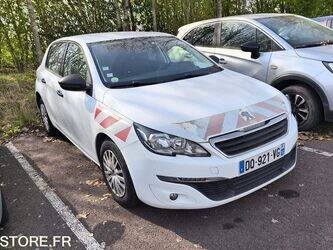 2015-peugeot-308-1438993-46378071