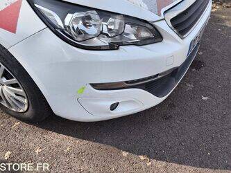 2015-peugeot-308-1438993-46378072