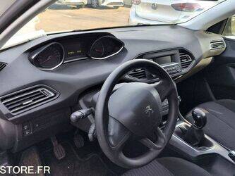 2015-peugeot-308-1438993-46378078