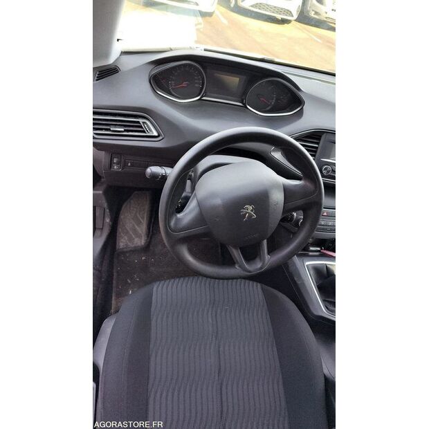 2015 بيجو 308-46378082