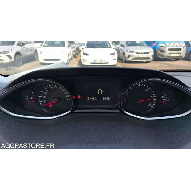 2015 بيجو 308-46378086