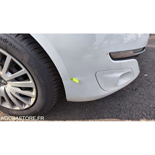 2015 بيجو 308-46378089