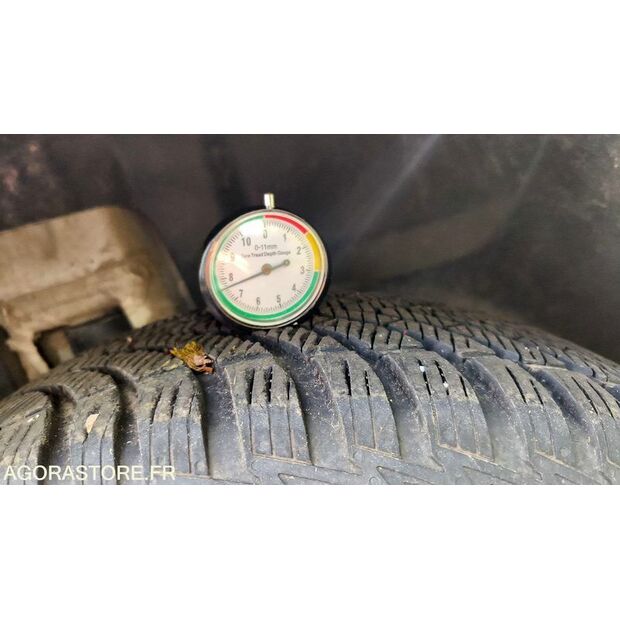 2015 بيجو 308-46378092