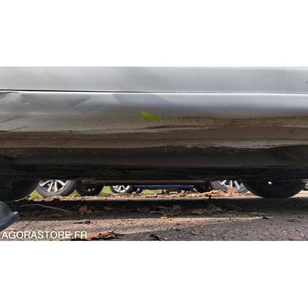 2015 بيجو 308-46378095