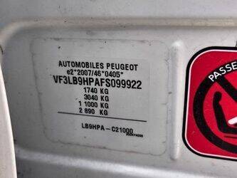 2015-peugeot-308-1438993-46378096