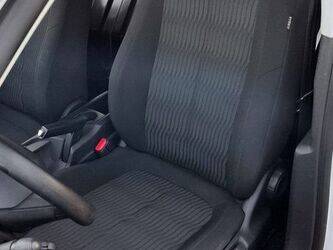 2015-peugeot-308-1438993-46378098