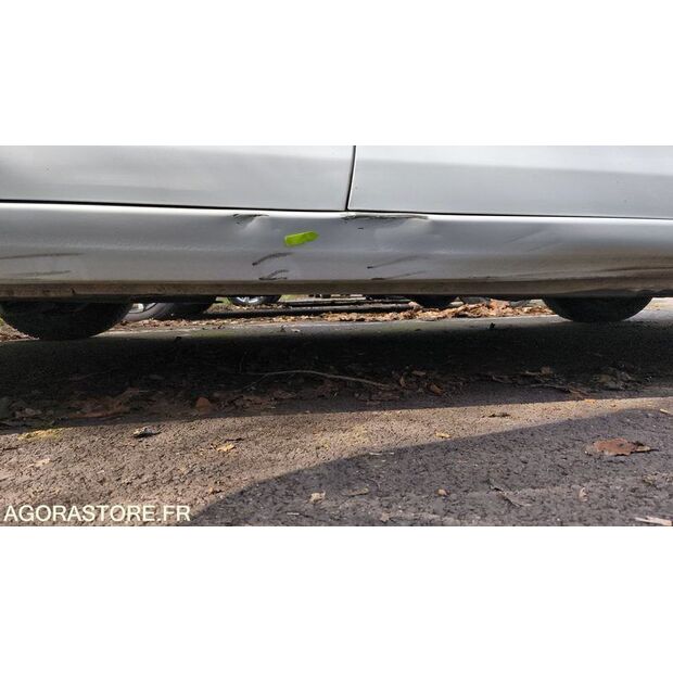 2015 بيجو 308-46378099