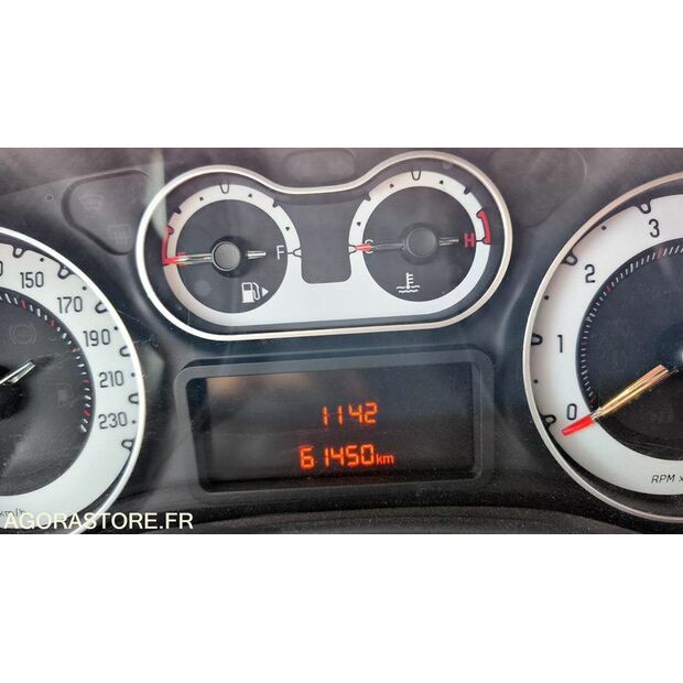 2016 Fiat 500-46378153