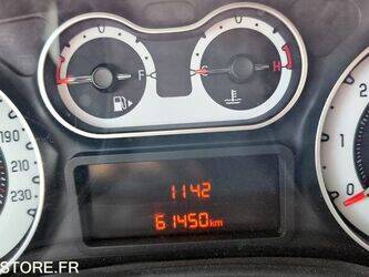 2016-fiat-500-1438998-46378153