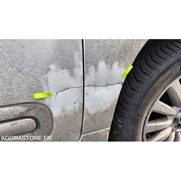 2016 Fiat 500-46378155