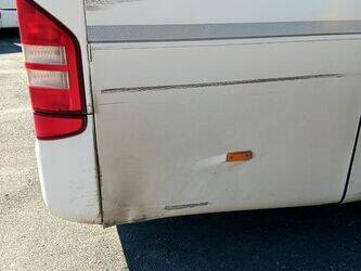 2009-mercedes-benz-intouro-1438999-46378164