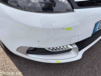 2015-renault-megane-1439004-46378259