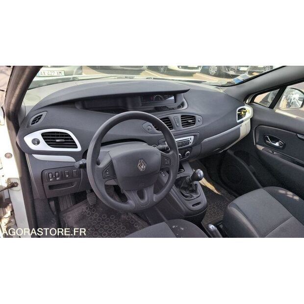 2015 Renault Megane-46378263