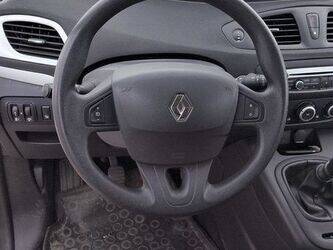 2015-renault-megane-1439004-46378265