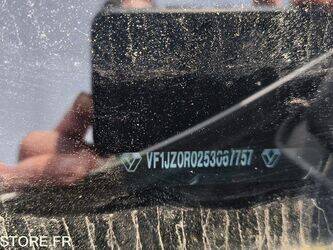 2015-renault-megane-1439004-46378266