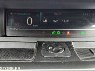 2015-renault-megane-1439004-46378268