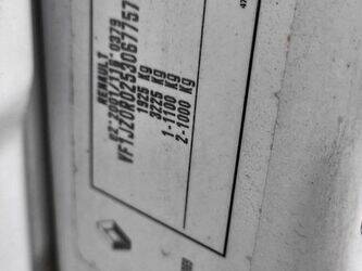 2015-renault-megane-1439004-46378273