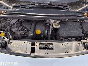 2015-renault-megane-1439004-46378276