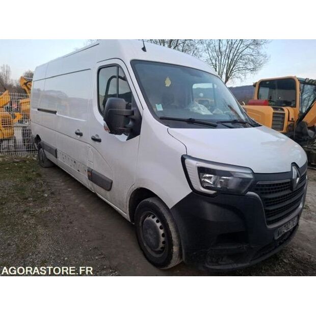 2022 رينو Master-46378359