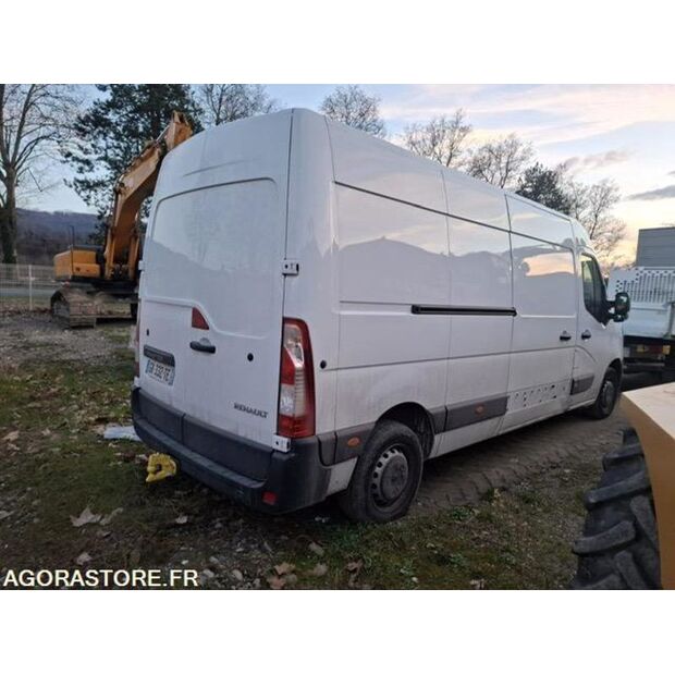 2022 رينو Master-46378360