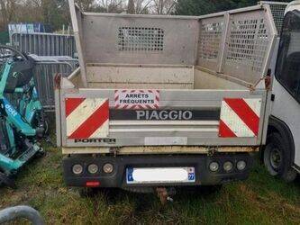 2015-piaggio-porter-1439016-46378364
