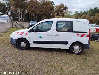 2010-peugeot-partner-1439018-46378392