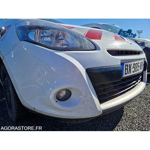 2011 Renault Clio-46378413