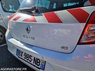 2011-renault-clio-1438493-46378418