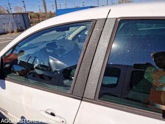 2011-renault-clio-1438493-46378423