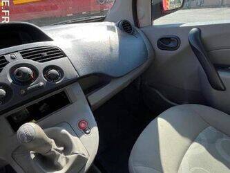 2010-renault-kangoo-1438498-46378438