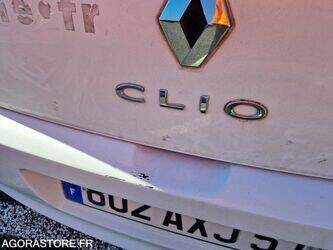 2008-renault-clio-1438508-46378464
