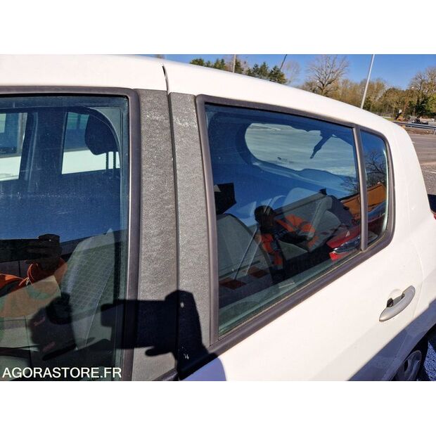 2008 Renault Clio-46378473