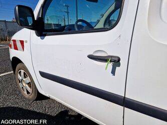 2014-renault-kangoo-1438511-46378507