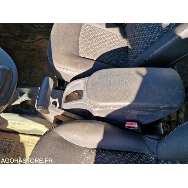 2014 رينو Kangoo-46378511