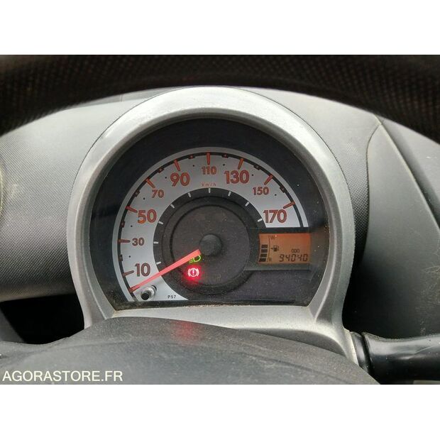 2011 تويوتا AYGO-46378539